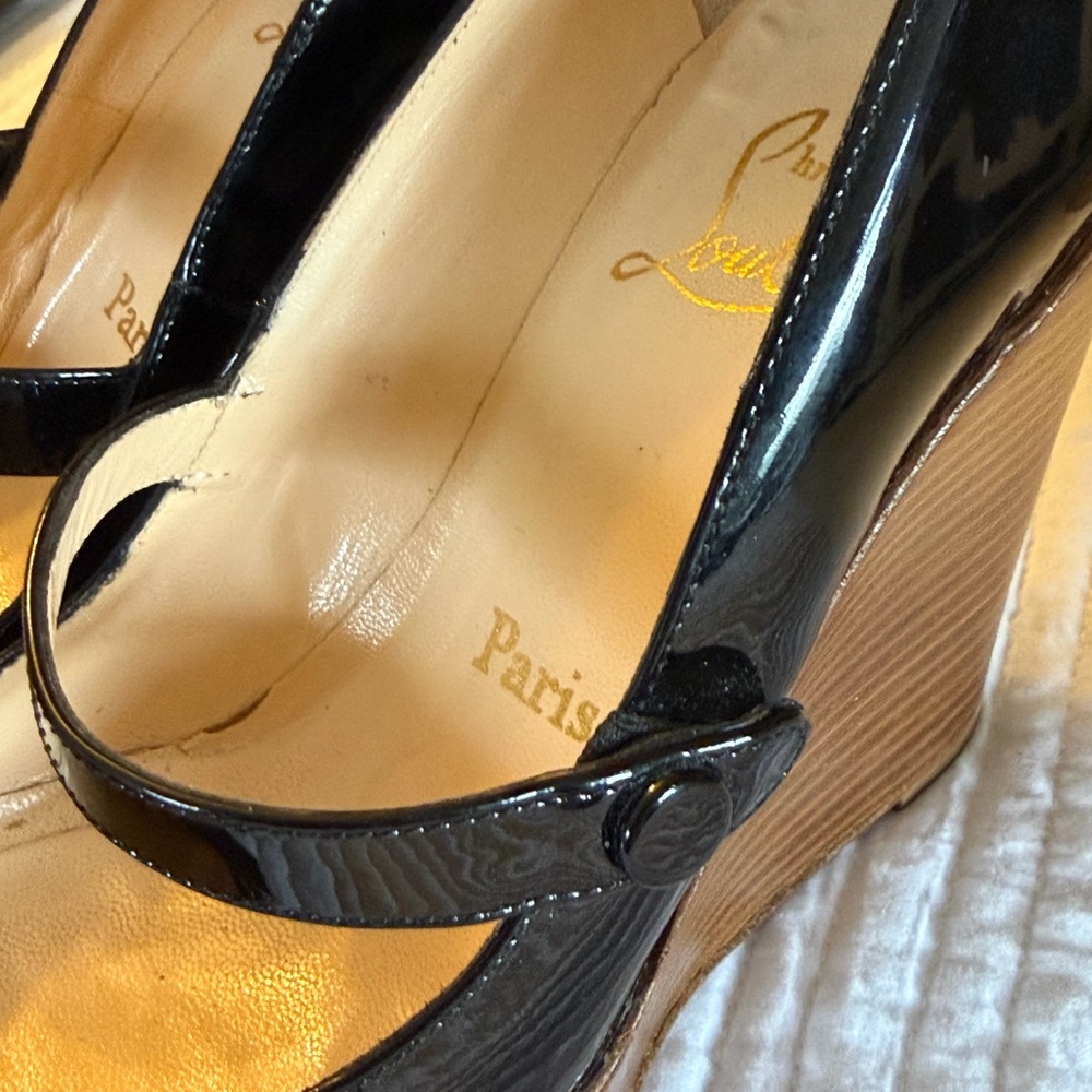 Christian Louboutin Black Patent Mary Jane Wedge Pumps with Wood-Effect Platform - Picture 9 of 10